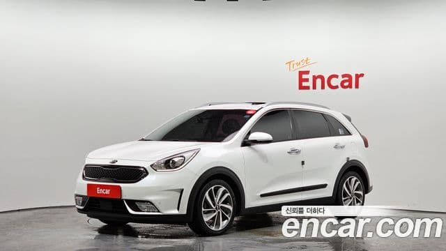Kia Niro Noblesse, 2017 1