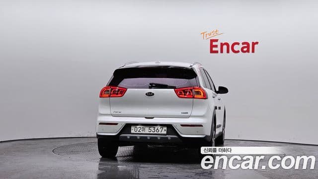 Kia Niro Noblesse, 2017 4