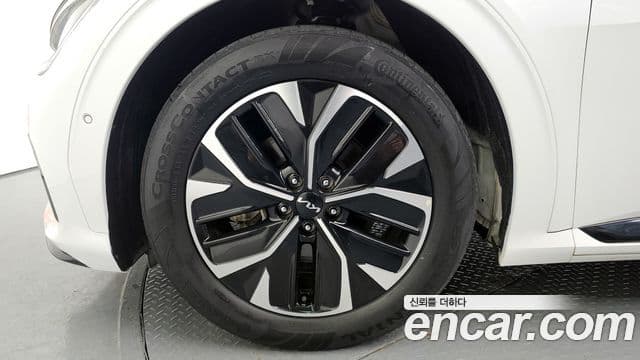 Kia EV6 GT Line, 2022 все фото