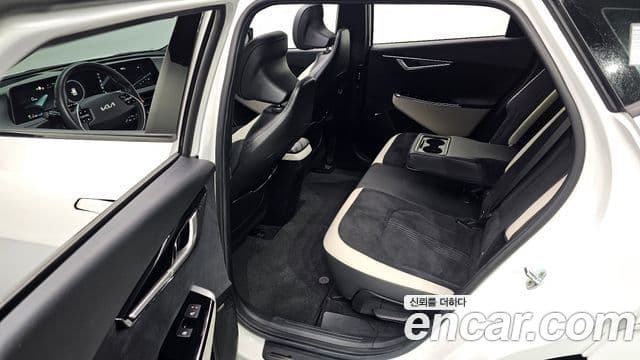 Kia EV6 GT Line, 2022 11