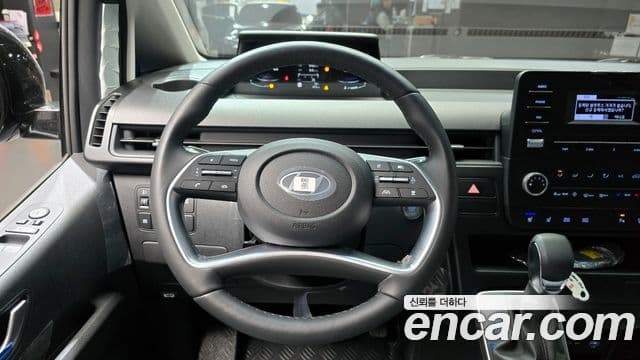 Hyundai Staria Modern, 2025 14