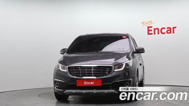 Kia All New Carnival Prestige, 2015 3