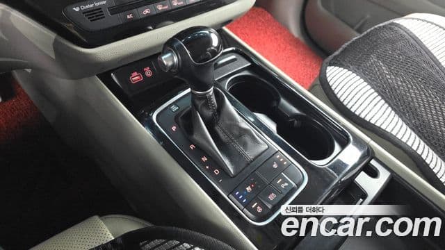 Kia All New Carnival Prestige, 2015 9