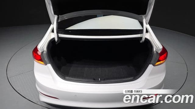 Hyundai Avante AD Style, 2017 20