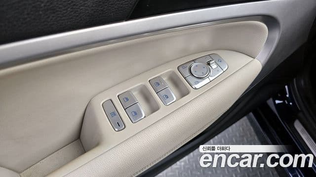 Genesis G70 Advanced, 2019 18