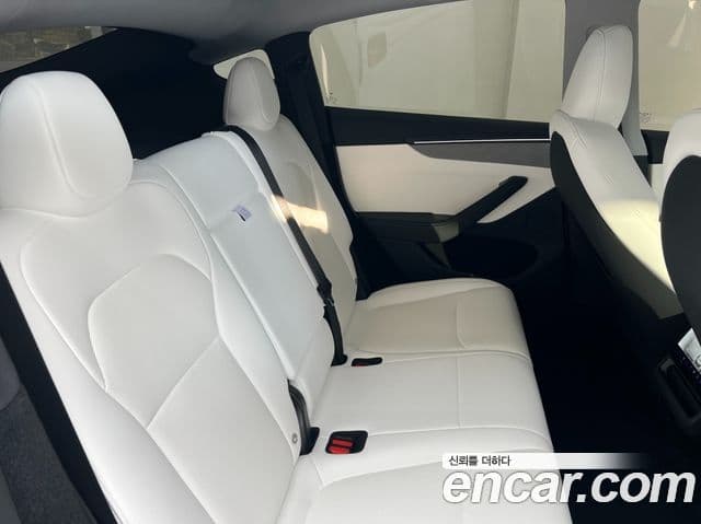 Tesla модель Y Long Range, 2025 9