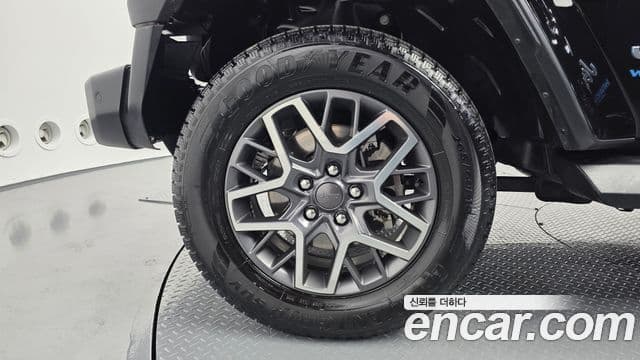 Jeep Wrangler (JL) 2.0 Overland 4도어 4xe, 2021 все фото