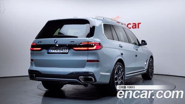 BMW X7 (G07) xDrive 40d M Sport 6인승, 2024 2