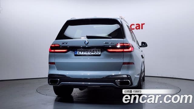 BMW X7 (G07) xDrive 40d M Sport 6인승, 2024 4