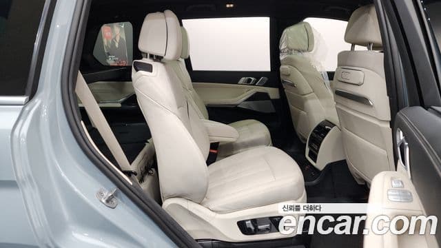 BMW X7 (G07) xDrive 40d M Sport 6인승, 2024 12