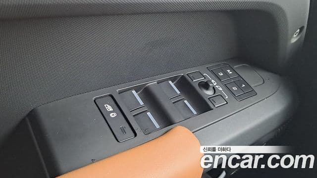 Land Rover Defender (L663) 110 P400 X, 2023 8