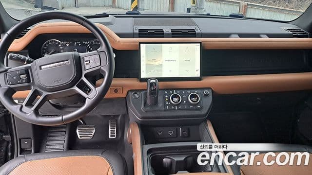 Land Rover Defender (L663) 110 P400 X, 2023 10