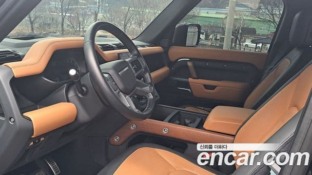 Land Rover Defender (L663) 110 P400 X, 2023 12