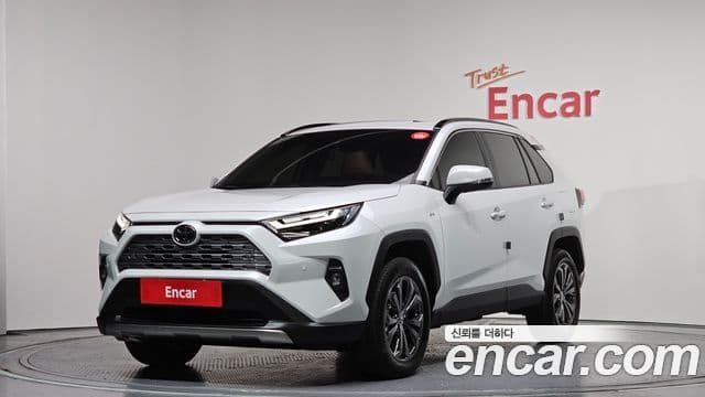 Toyota RAV4 5세대 2.5 4WD гибрид LTD, 2025 1