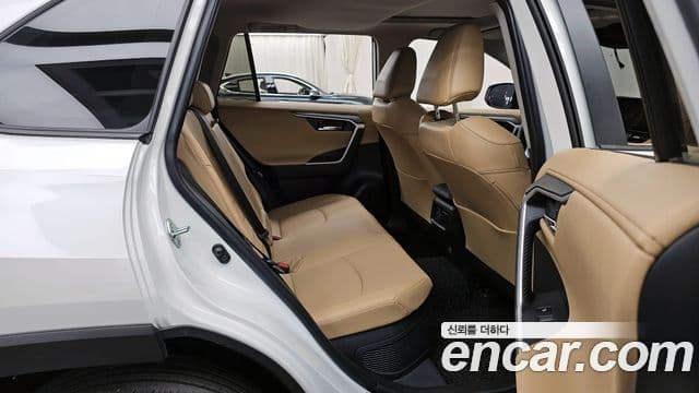 Toyota RAV4 5세대 2.5 4WD гибрид LTD, 2025 12