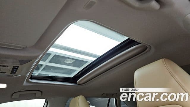 Toyota RAV4 5세대 2.5 4WD гибрид LTD, 2025 18