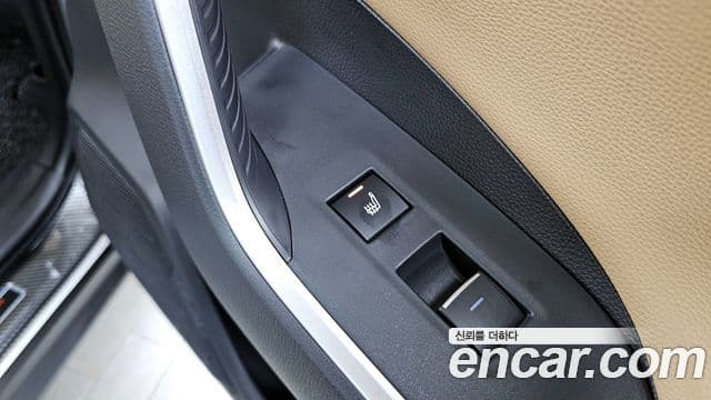 Toyota RAV4 5세대 2.5 4WD гибрид LTD, 2025 19