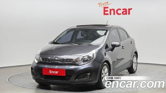 Kia All New Pride Luxury, 2012 1