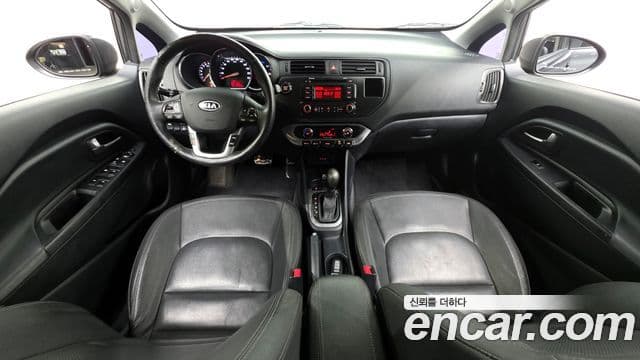 Kia All New Pride Luxury, 2012 7