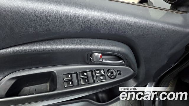 Kia All New Pride Luxury, 2012 17