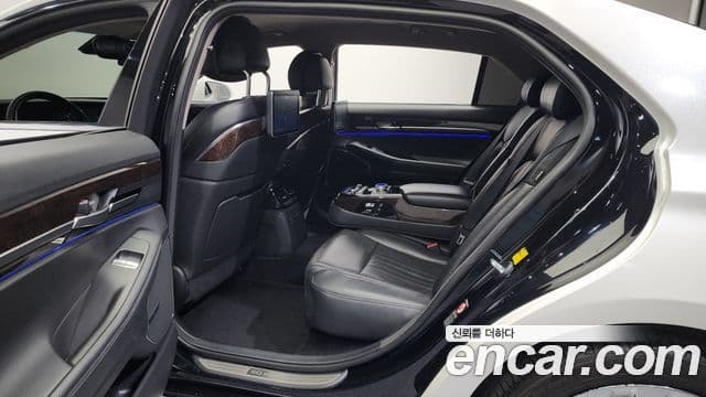 Genesis EQ900 Premium Luxury, 2016 11