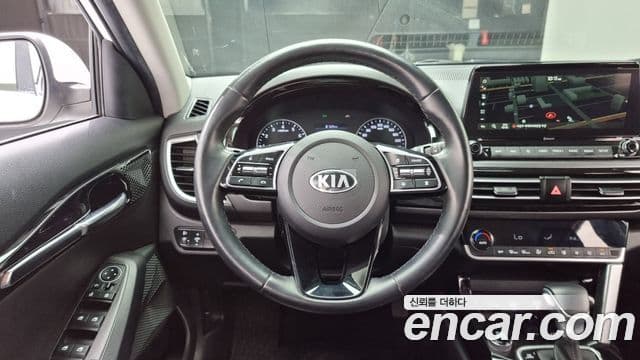 Kia Seltos Signature, 2022 13