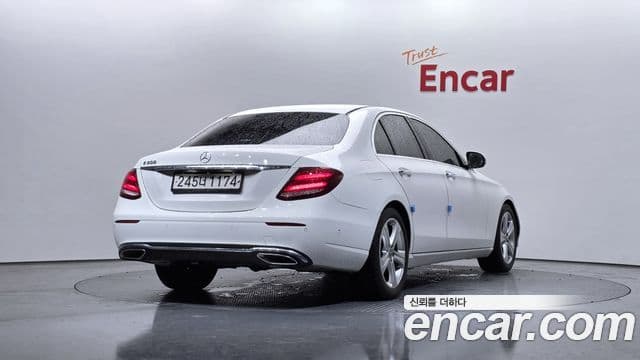 Mercedes-Benz E-класс W213 Avantgarde, 2018 2