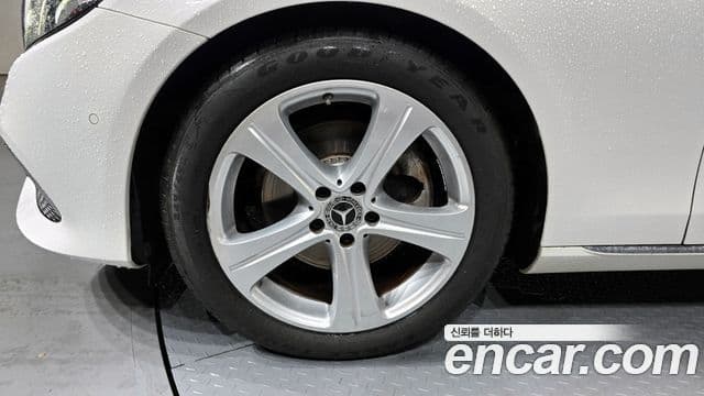 Mercedes-Benz E-класс W213 Avantgarde, 2018 все фото