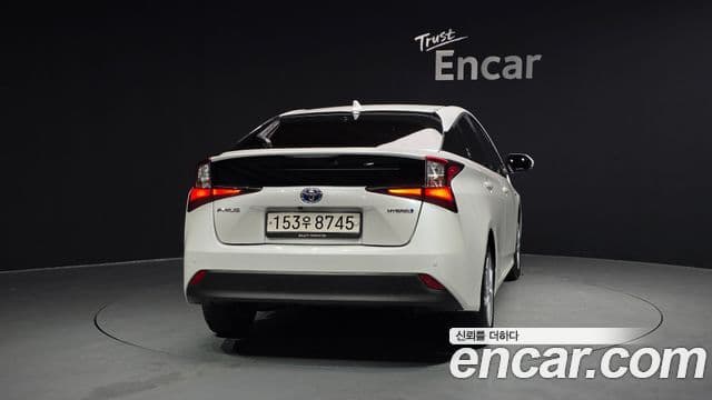 Toyota 프리우스 4세대, 2022 4