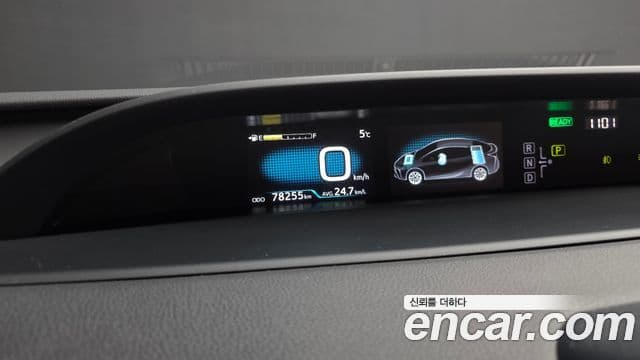 Toyota 프리우스 4세대, 2022 8