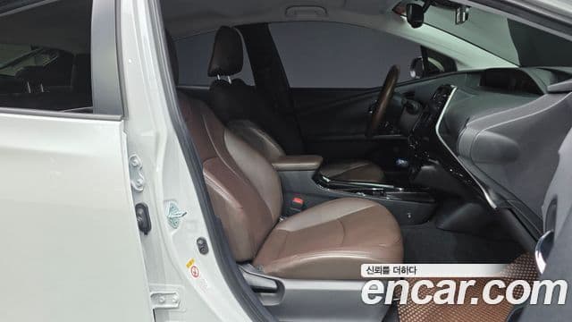 Toyota 프리우스 4세대, 2022 11