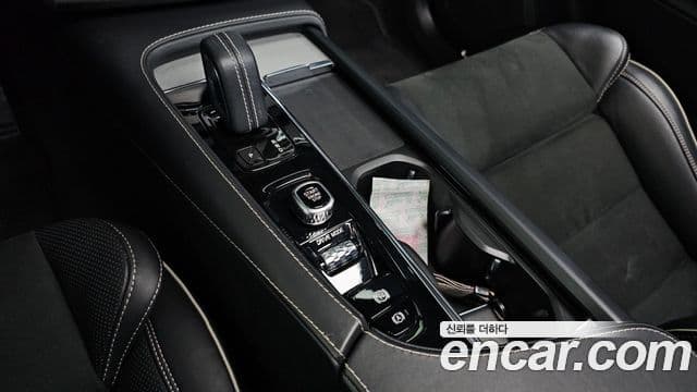 Volvo XC90 2세대 T8 R-Design гибрид, 2021 9