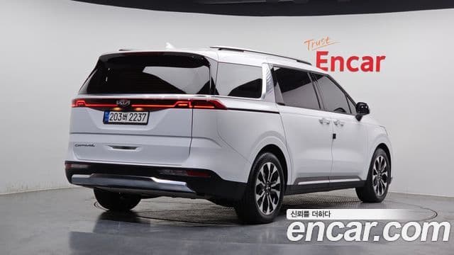 Kia Carnival 4세대 Signature, 2021 2