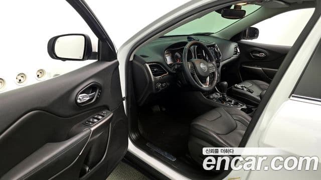 Jeep Cherokee(KL) 2.4 Limited AWD, 2020 10