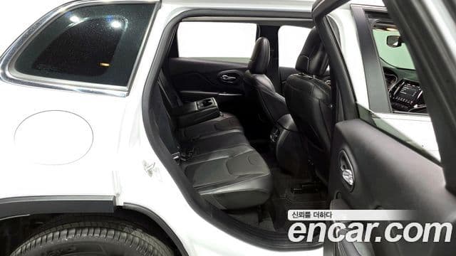 Jeep Cherokee(KL) 2.4 Limited AWD, 2020 12