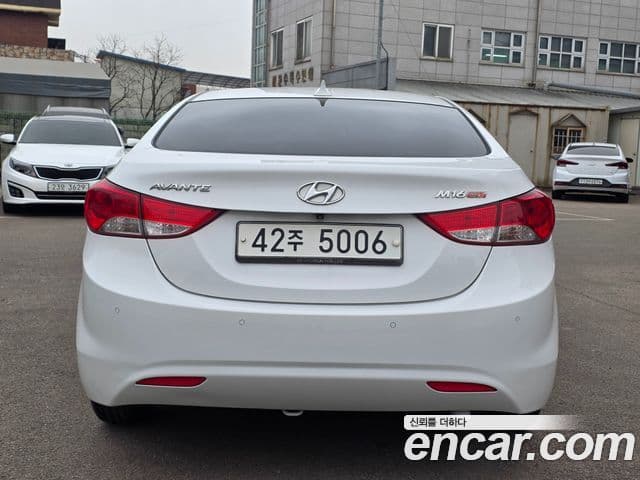 Hyundai Avante MD Luxury, 2011 4