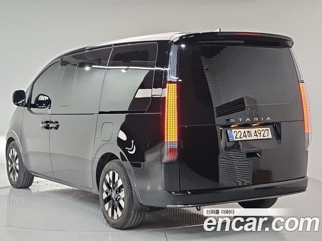 Hyundai Staria Inspiration, 2025 4