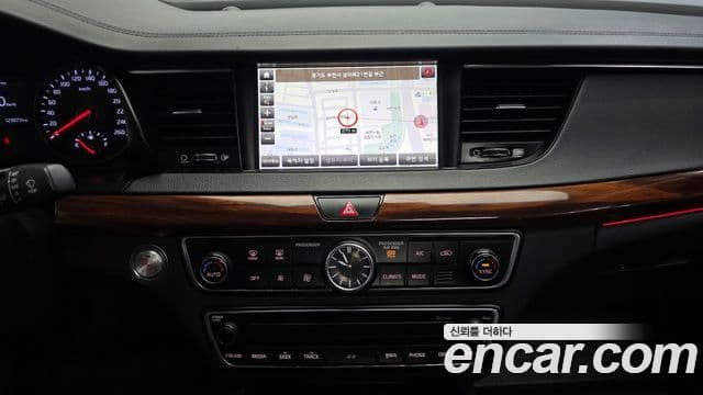 Kia All New K7 Prestige, 2016 14