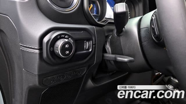 Jeep Wrangler (JL) 2.0 Sahara Power top 4도어, 2024 17