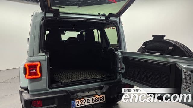 Jeep Wrangler (JL) 2.0 Sahara Power top 4도어, 2024 20