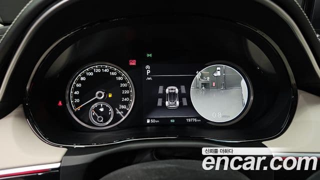 Genesis GV70, 2024 8