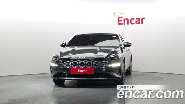 Kia K8 гибрид Signature, 2024 3