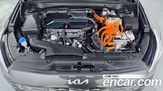 Kia K8 гибрид Signature, 2024 6