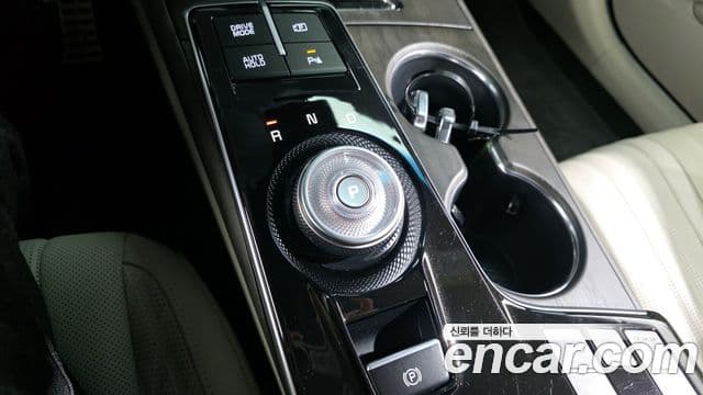 Kia K8 гибрид Signature, 2024 9