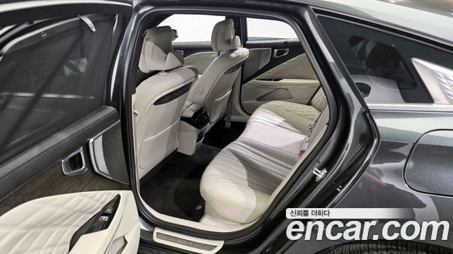 Kia K8 гибрид Signature, 2024 11