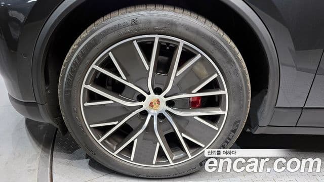 Porsche Macan EV 4S, 2025 все фото