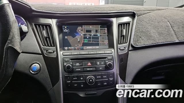 Hyundai Sonata The / новый 브릴리언트 LPI Modern(для людей с инвалидностью), 2013 14