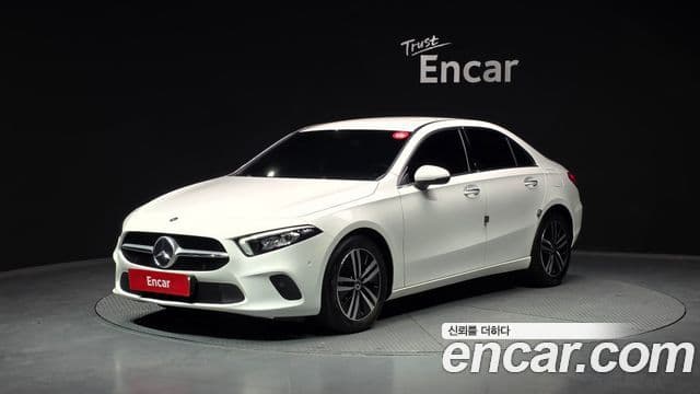 Mercedes-Benz A-класс W177 A220 седан, 2021 1