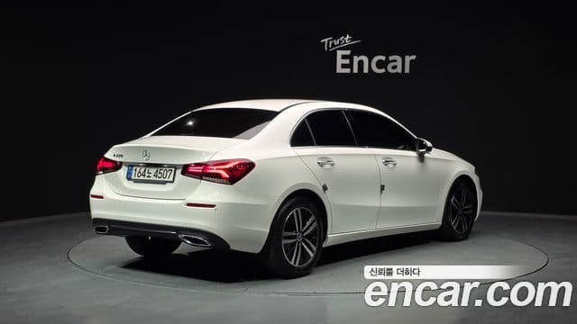 Mercedes-Benz A-класс W177 A220 седан, 2021 2