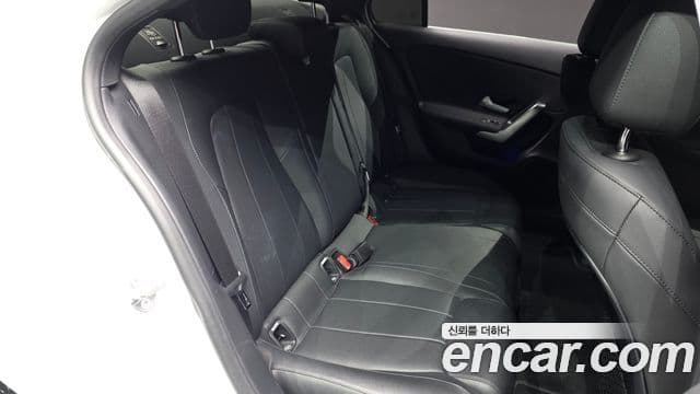 Mercedes-Benz A-класс W177 A220 седан, 2021 12